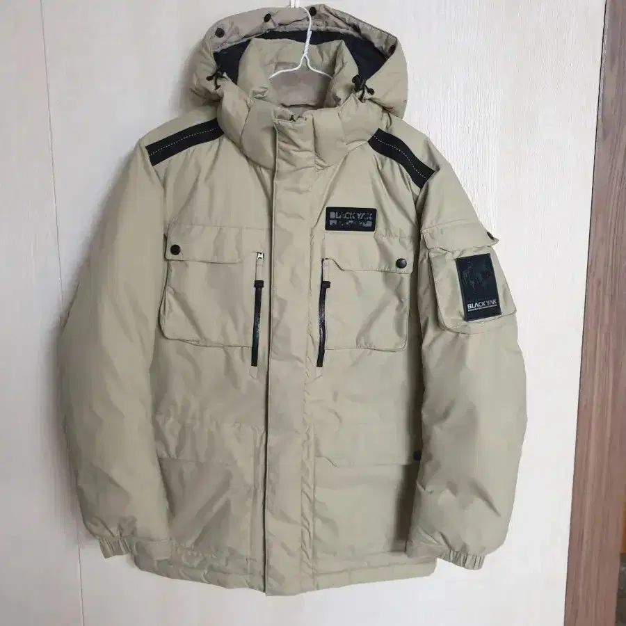 블랙야크 패딩 베이지 90