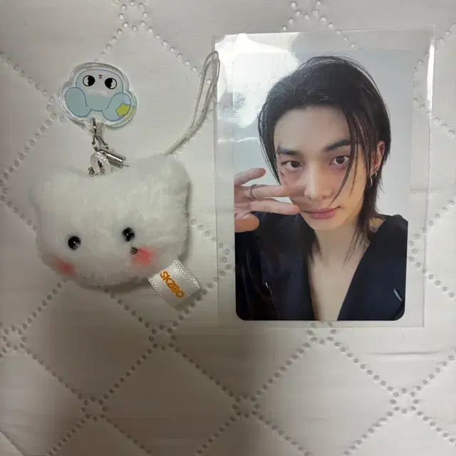 스트레이키즈 스키즈 현진 입장포카+지니렛 폼폼키링