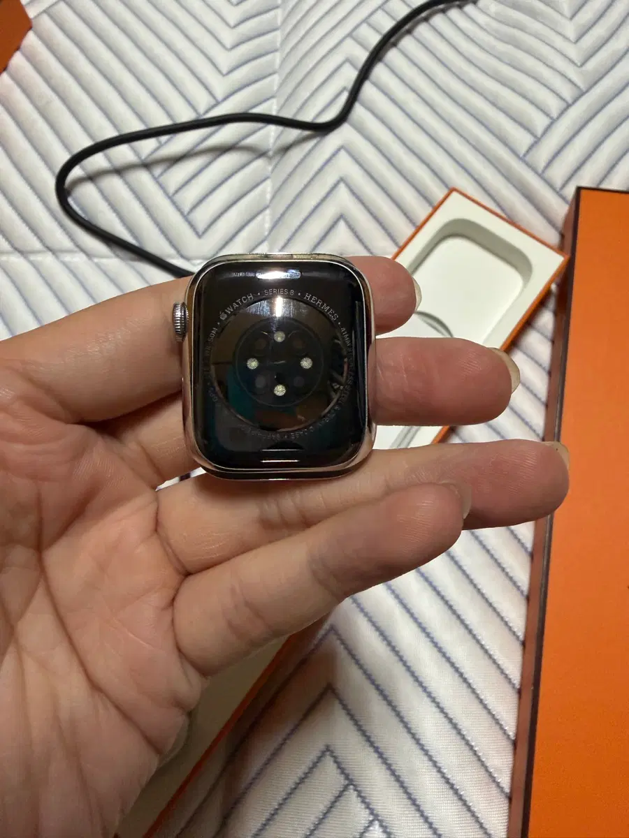 애플워치8 에르메스 41mm 실버팝니다