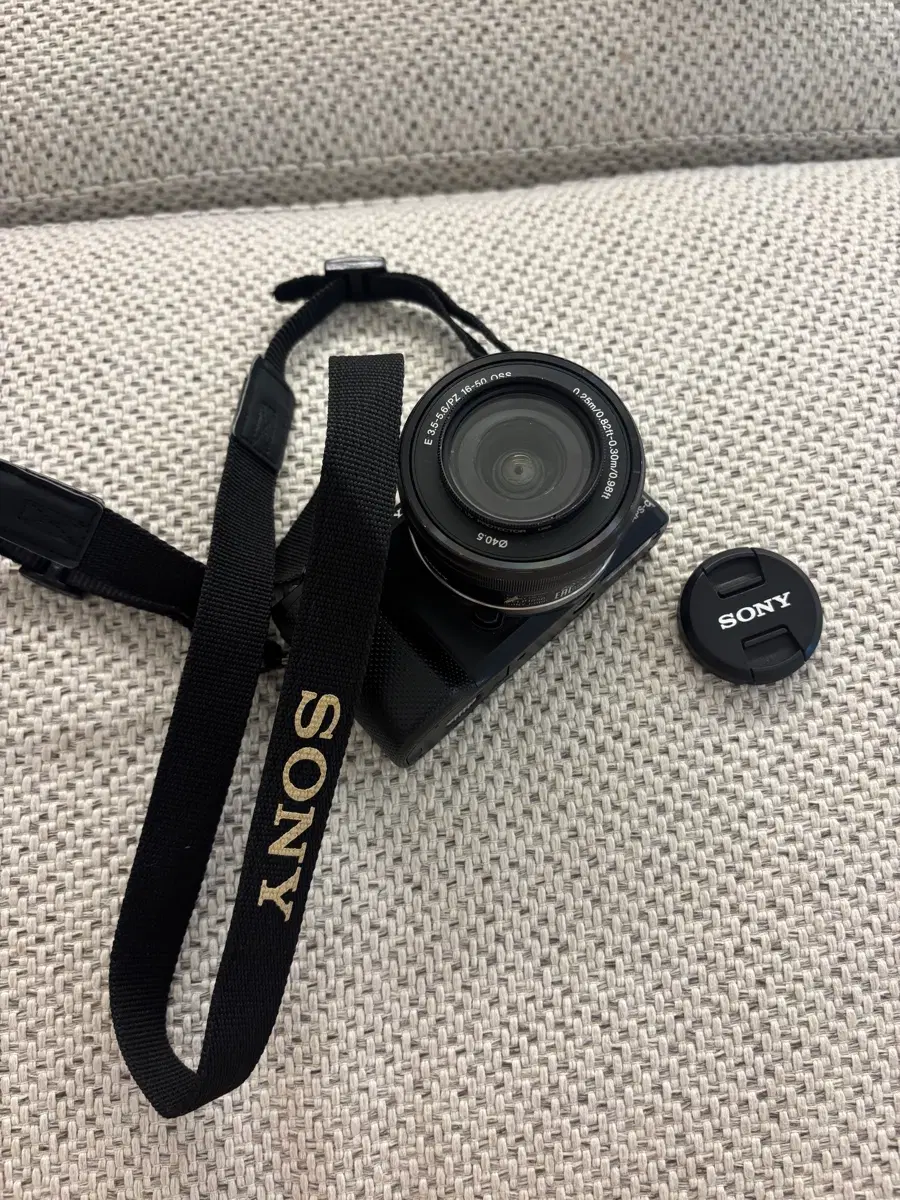 소니 알파 미러리스 카메라 a5000