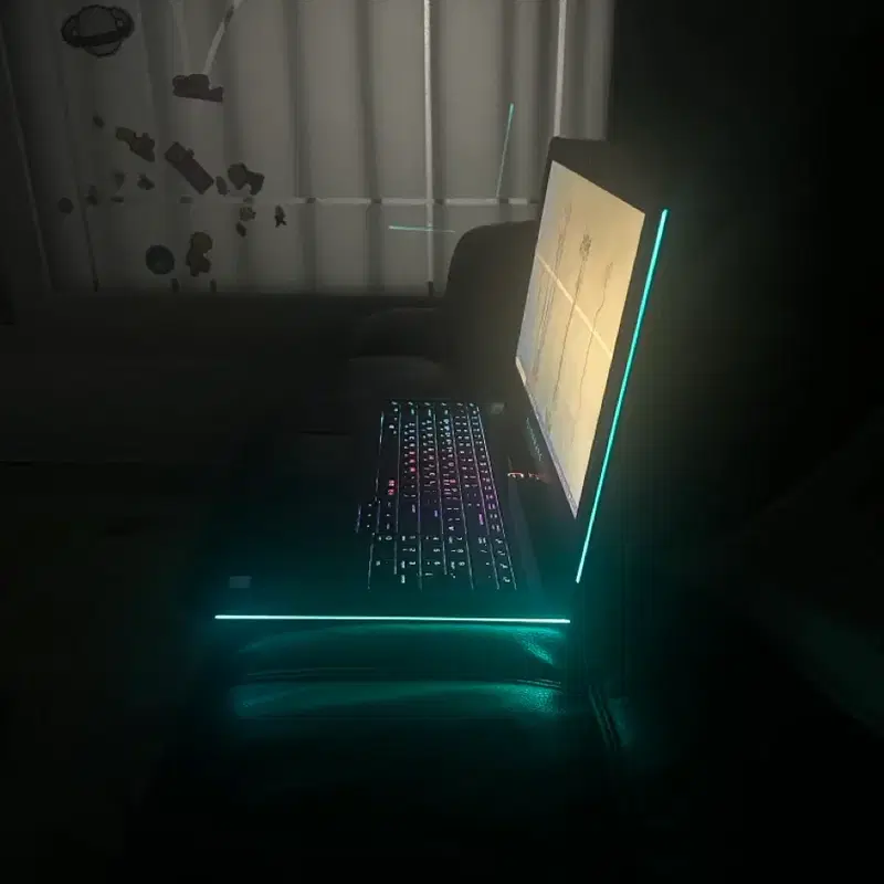 Alienware 17R4 게이밍 노트북 i7-7700HQ GTX1070