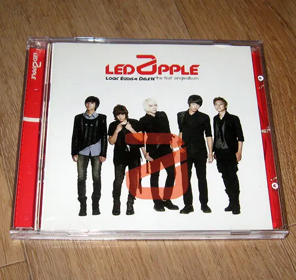 레드애플 ( Led apple ) 친필싸인 데뷔 싱글 CD - 대쉬