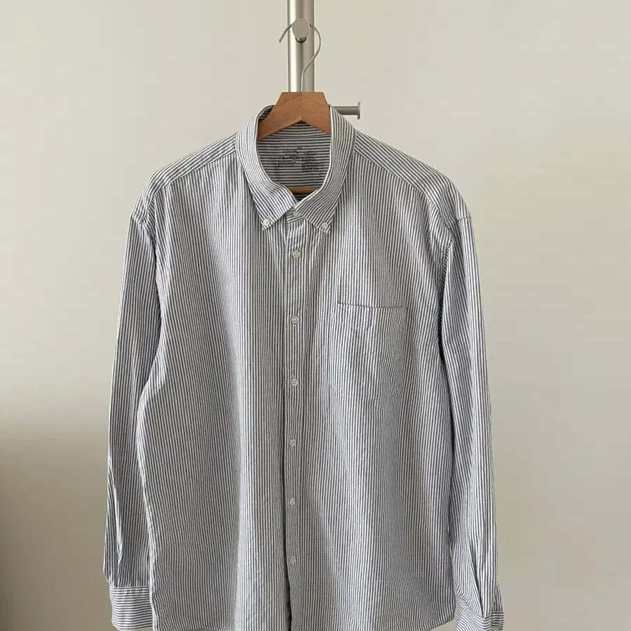 무인양품(MUJI) 핀스트라이프 셔츠