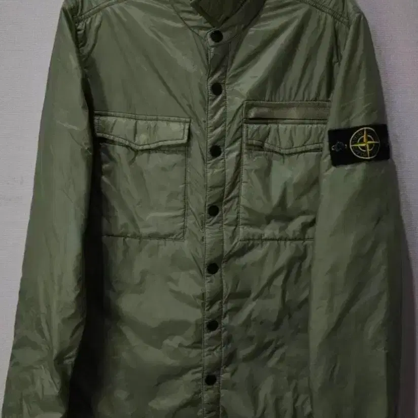 정품 스톤아일랜드 카키 퀄팅점퍼 바람막이 점퍼 90/S