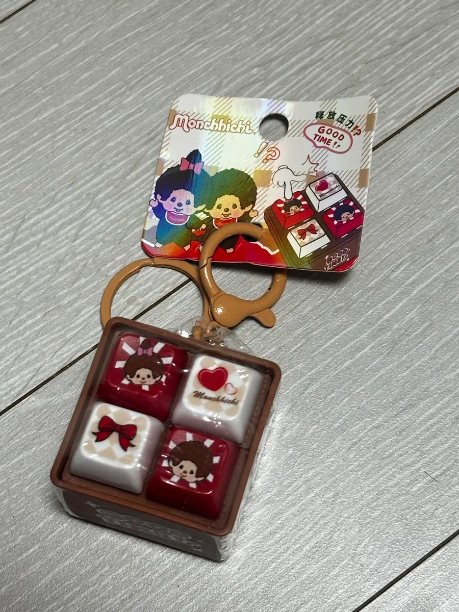 정품 몬치치 4구 LED 사운드 키캡 키링 새상품