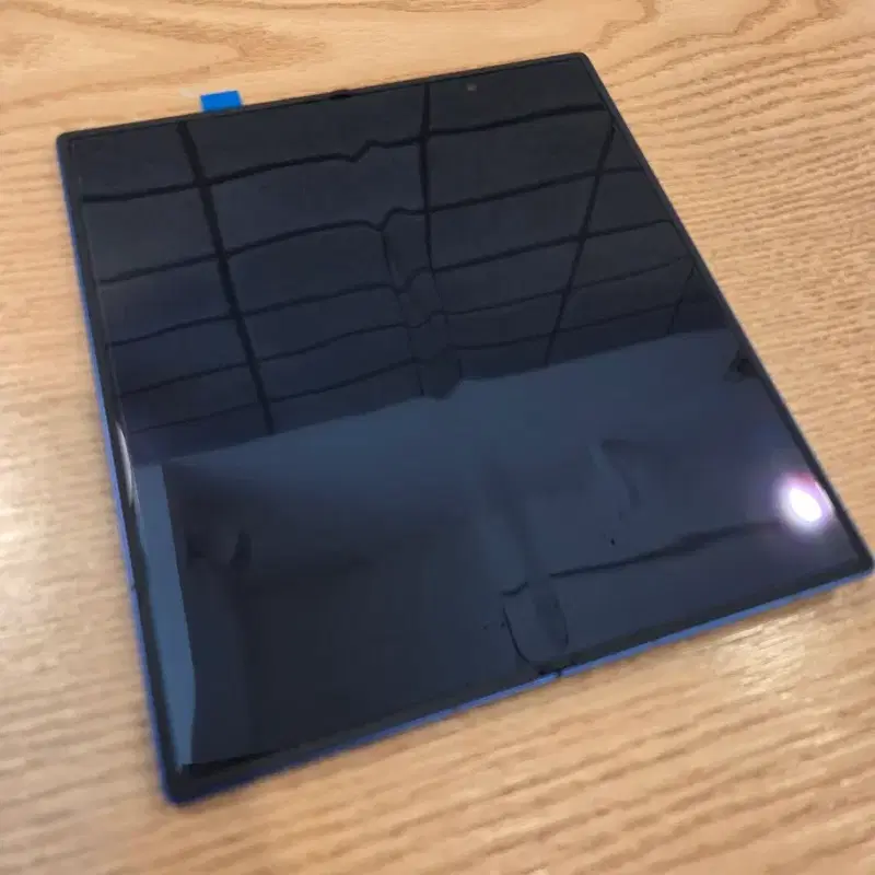 갤럭시 Z폴드7 512GB 8월7일 올수리 정품충전기새것,워치4포함