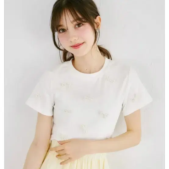 일본 tocco closet 비즈리본티셔츠 새상품