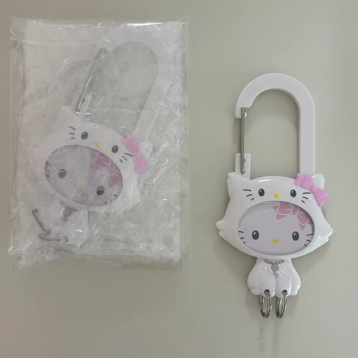 산리오 시크릿 커스텀 카라비너 챠미키티 증사 홀더