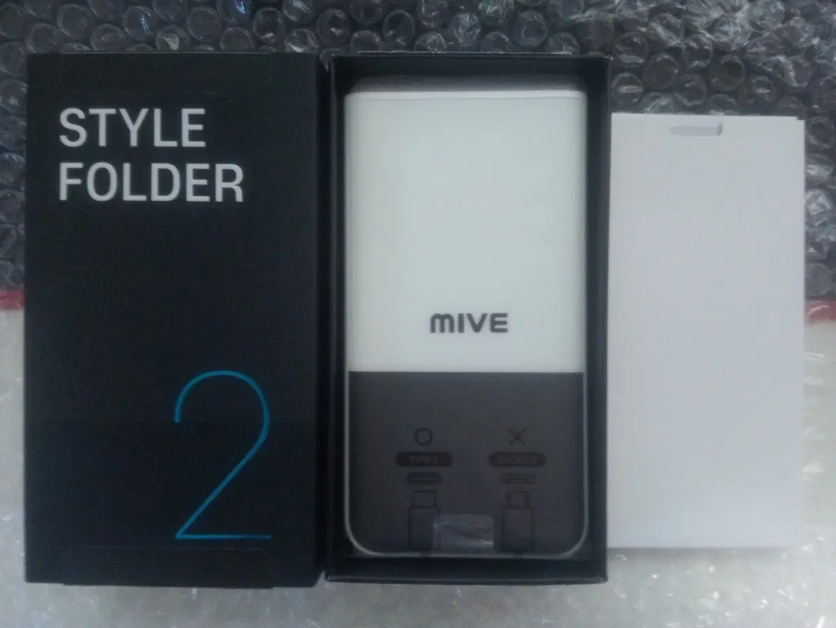 SKT KT LGT 모두가능 MIVE 스타일폴더2폰 32GB 화이트 미사용 새제품