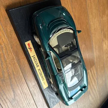 Maisto 1/18 JAGUAR XJ220 (1992) 특별판