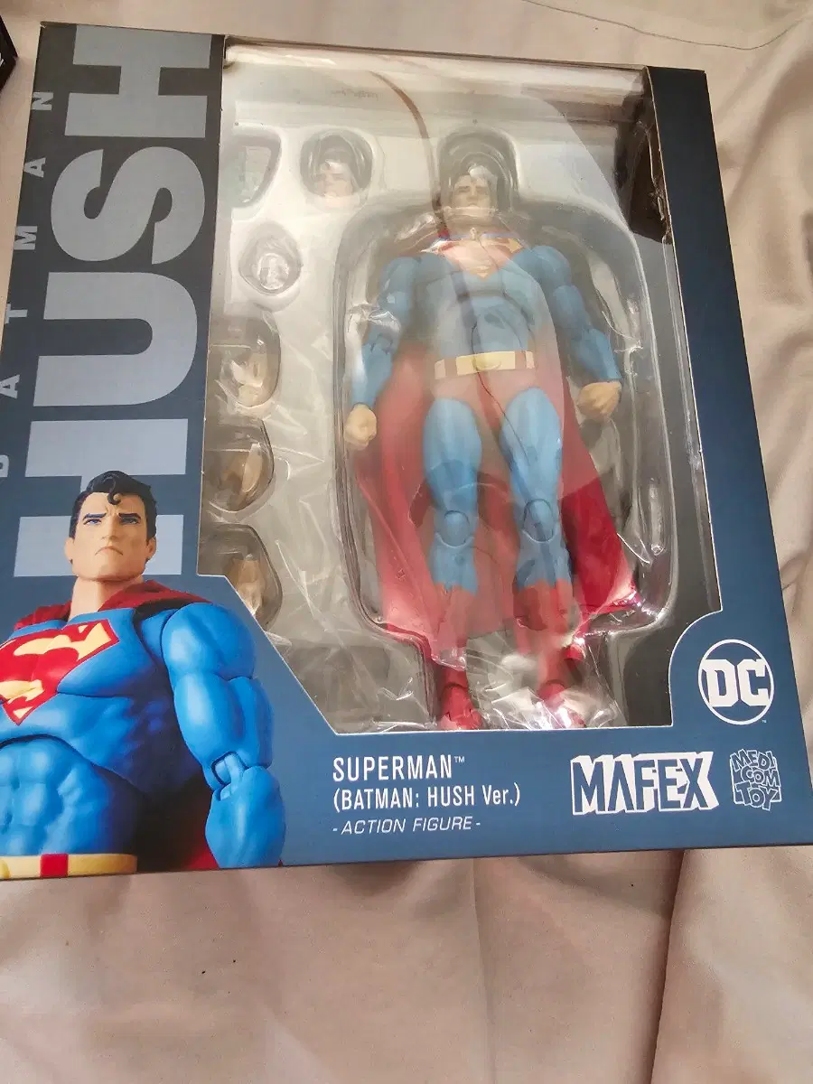마펙스 mafex 허쉬 슈퍼맨