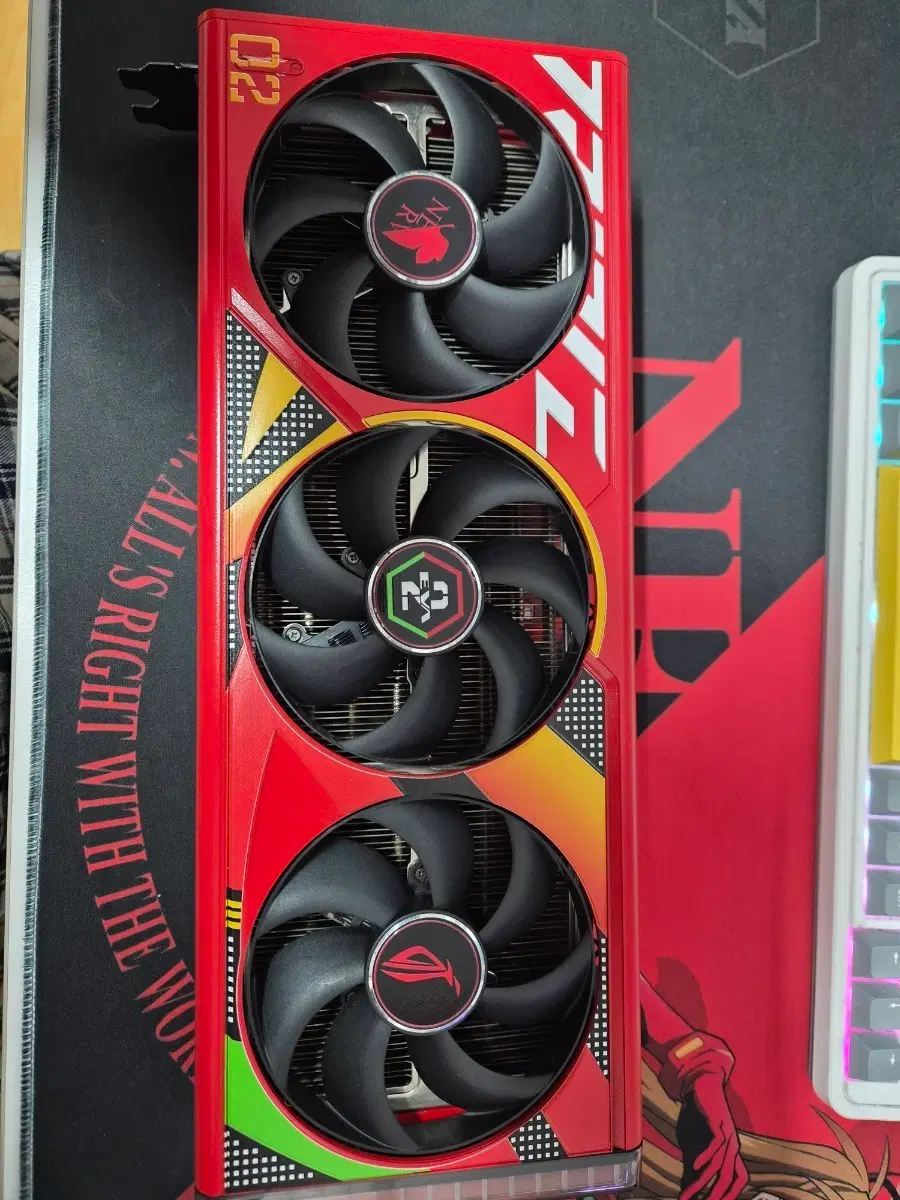ASUS ROG 에바 아스카에디션 그래픽카드 도색방열판
