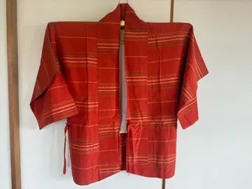 겉옷 적갈색 가로 줄무늬