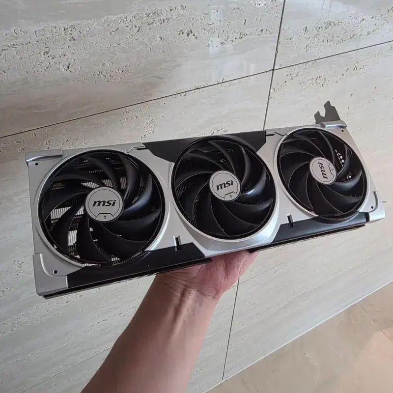 RTX 5070ti MSI 벤투스 3x 그래픽카드