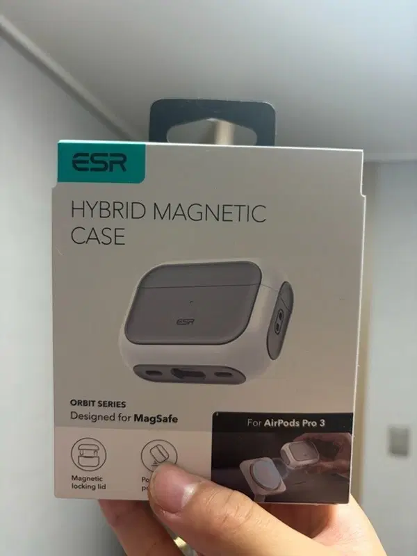 ESR 하이브리드 마그네틱 케이스 for 에어팟 프로 3