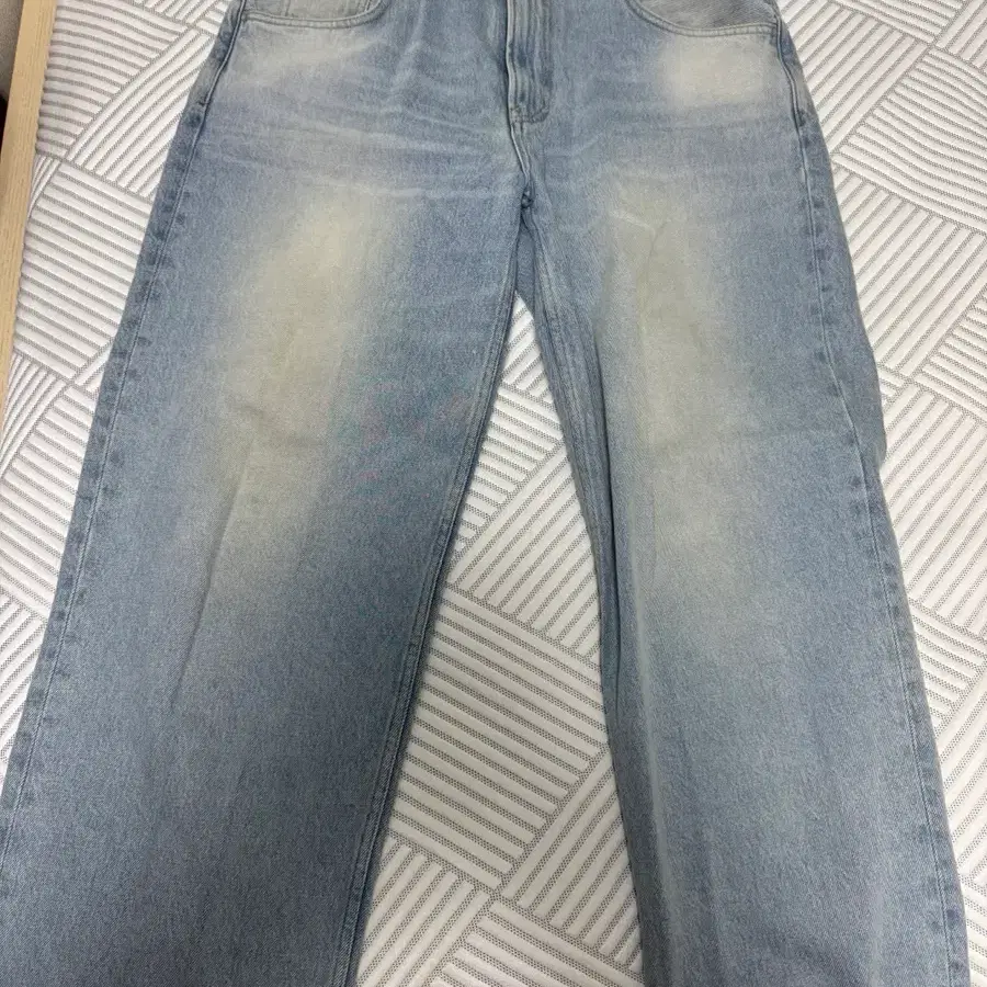 [48] 퍼스트플로어 연청바지