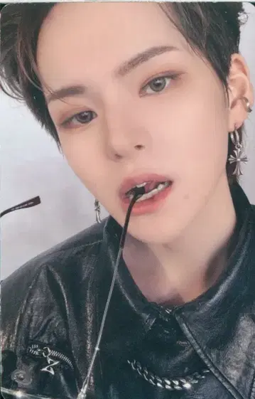 TREASURE PHOTOBOOK ver.1 YOSHI REBOOT ver1