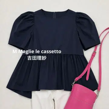 Maglie le cassetto 페플럼 퍼프 블라우스 요시다 리사 7호