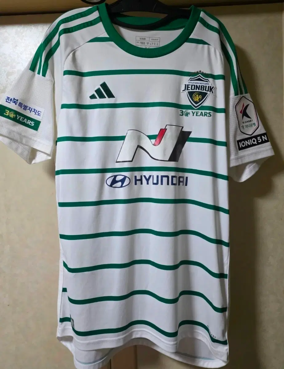 전북현대 24시즌 유니폼(AWAY) 17번 안현범.