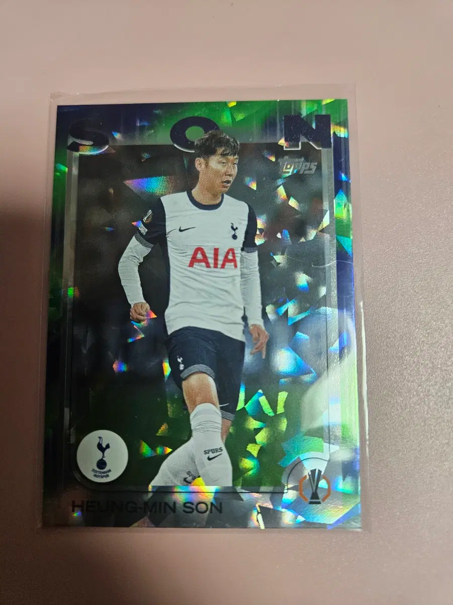 손흥민 2024 Topps Light Foil 카드