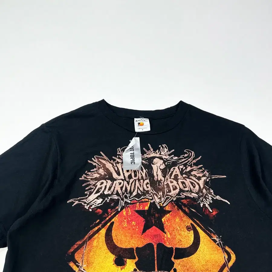 VTG 빈티지 스네이크 블랙 락 반팔티셔츠 (M)