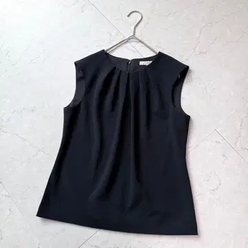 EPOCA 에포카 슬리브리스 블라우스 40 네이비