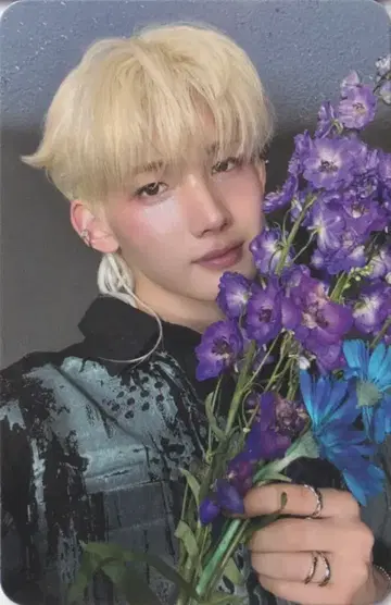 &TEAM ROARver. 솔로반 JO Back to Life KR 1st Mini Album A-1