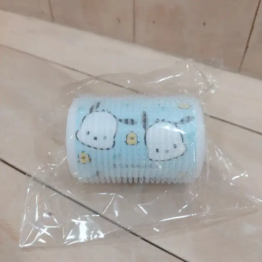(새상품)산리오 포차코 헤어롤 구르프 1P