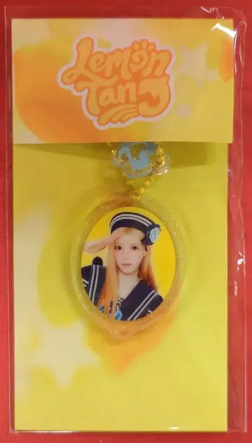 Hearts2Hearts 레몬 탱 MD 유하 아크릴 키링