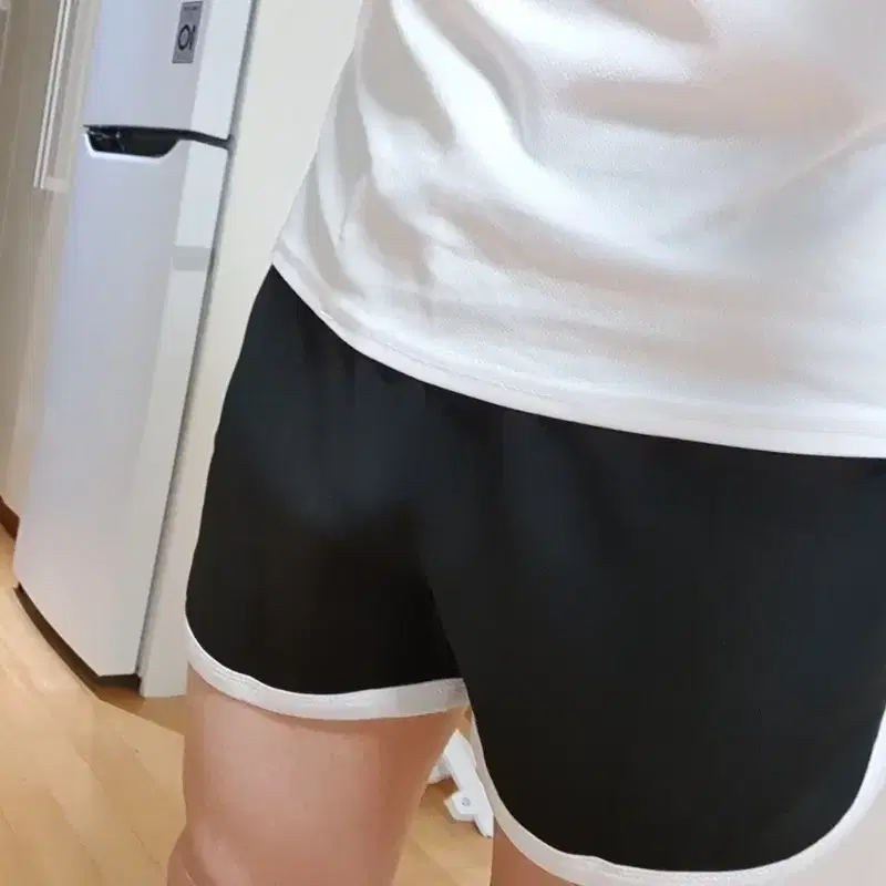 검은색 돌핀팬츠 남성용입니다~