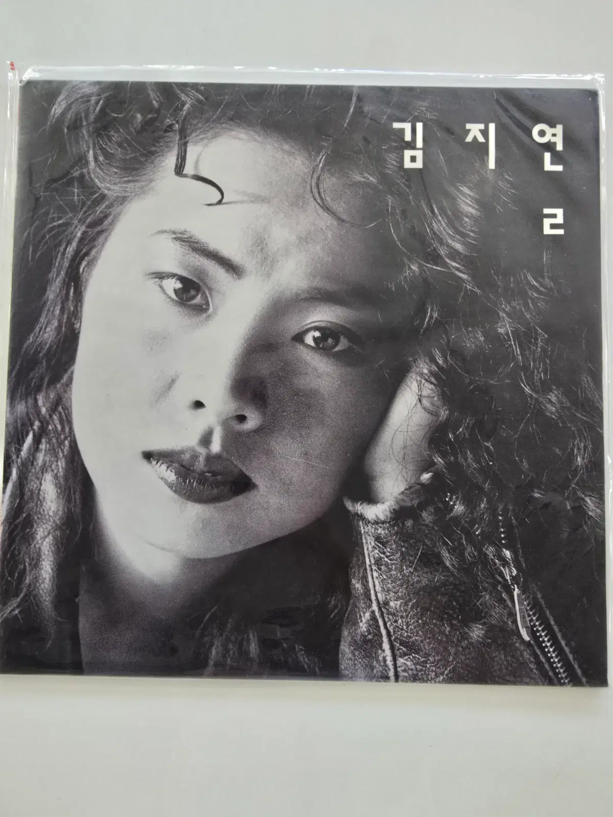 김지연 2집 LP / Kim Ji Yeon - 2집 (찬바람이 불면) / 미개봉-비닐옆선약간트임