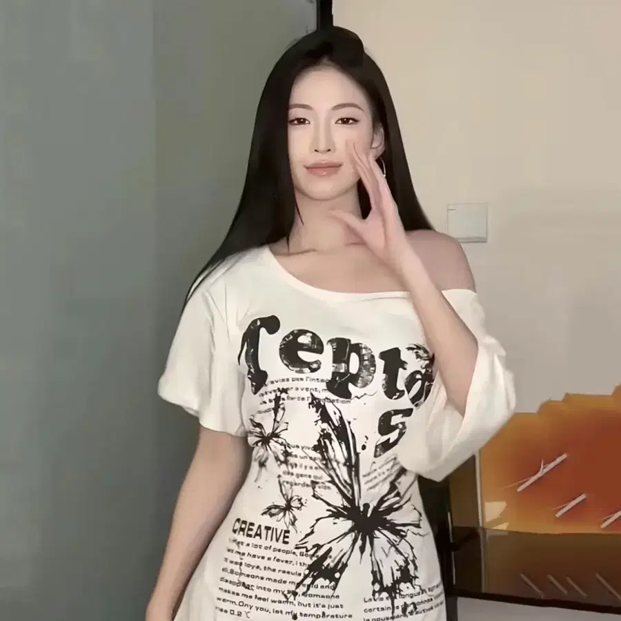 오프숄더 티셔츠