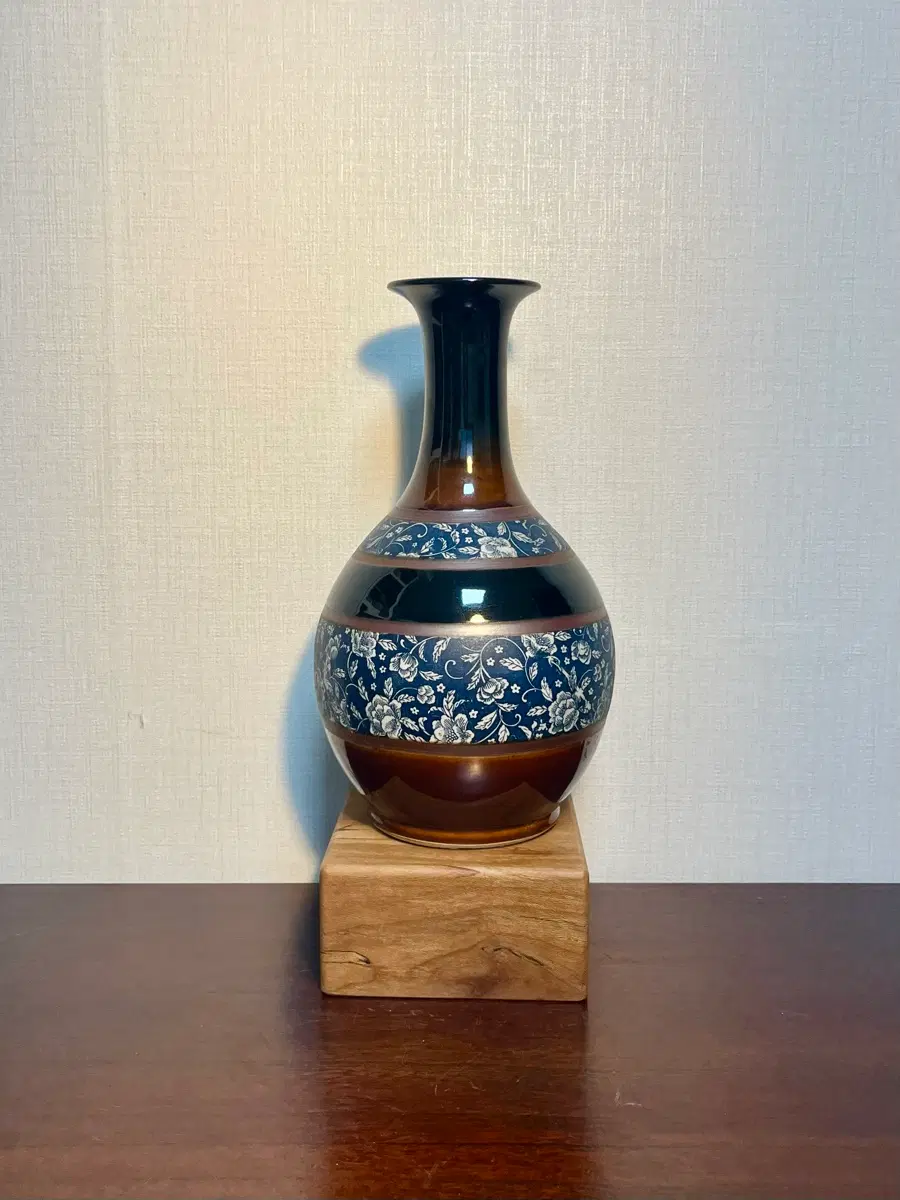 중국 남청 화훼문 유약 도자기 화병(33cm)