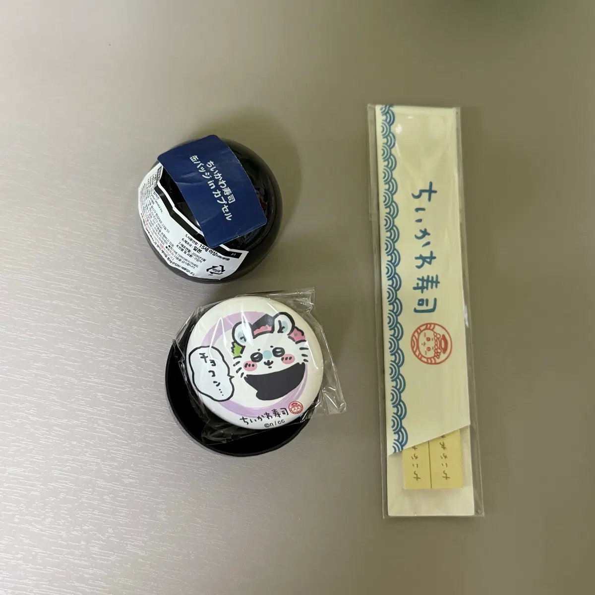 치이카와 스시 팝업 먼작귀 모몽가 캔뱃지 젓가락 떡메모지 특전