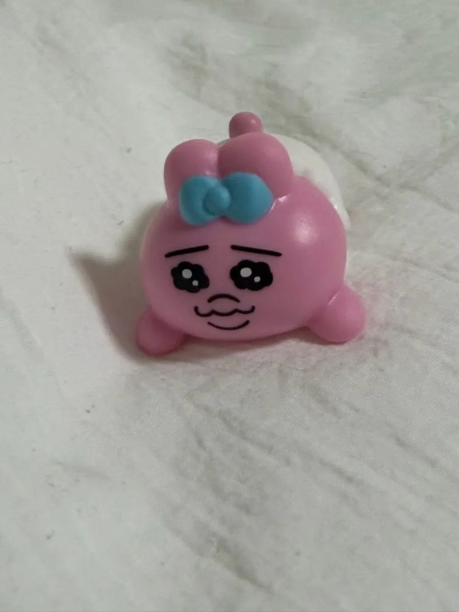 빤쮸토끼 피규어