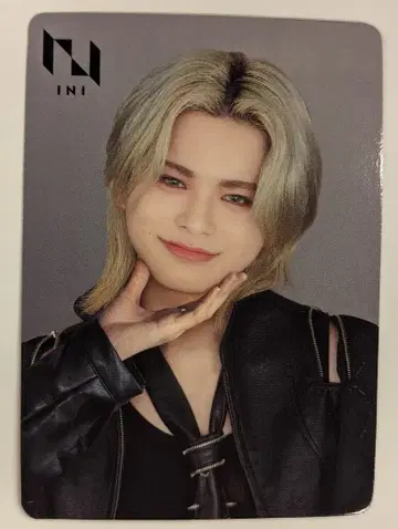 INI HMV 마츠다 진 THE VIEW 매장