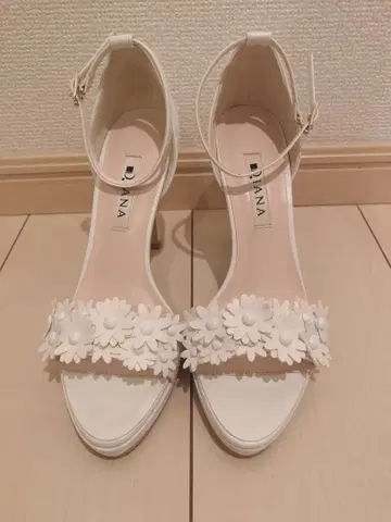 DIANA 다이애나 플라워 모티브 샌들 22.5cm