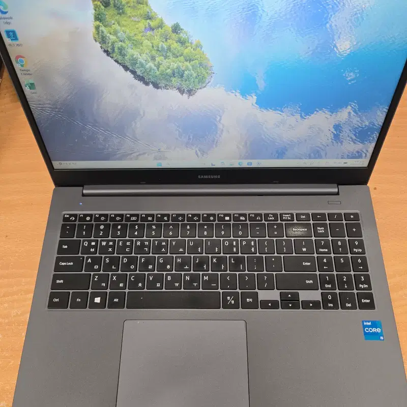 삼성 NT551XDA(i5 1135G7,16G,SSD 256G)플러스2 노트북!