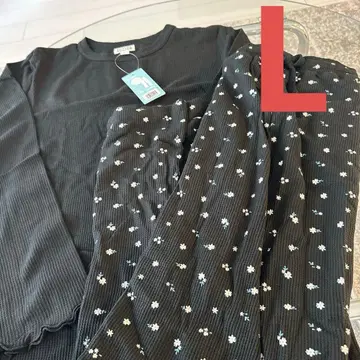 프룻 오브 더 룸 동 브랜드 와플 룸웨어 긴팔 블랙 흰 꽃 패턴 L