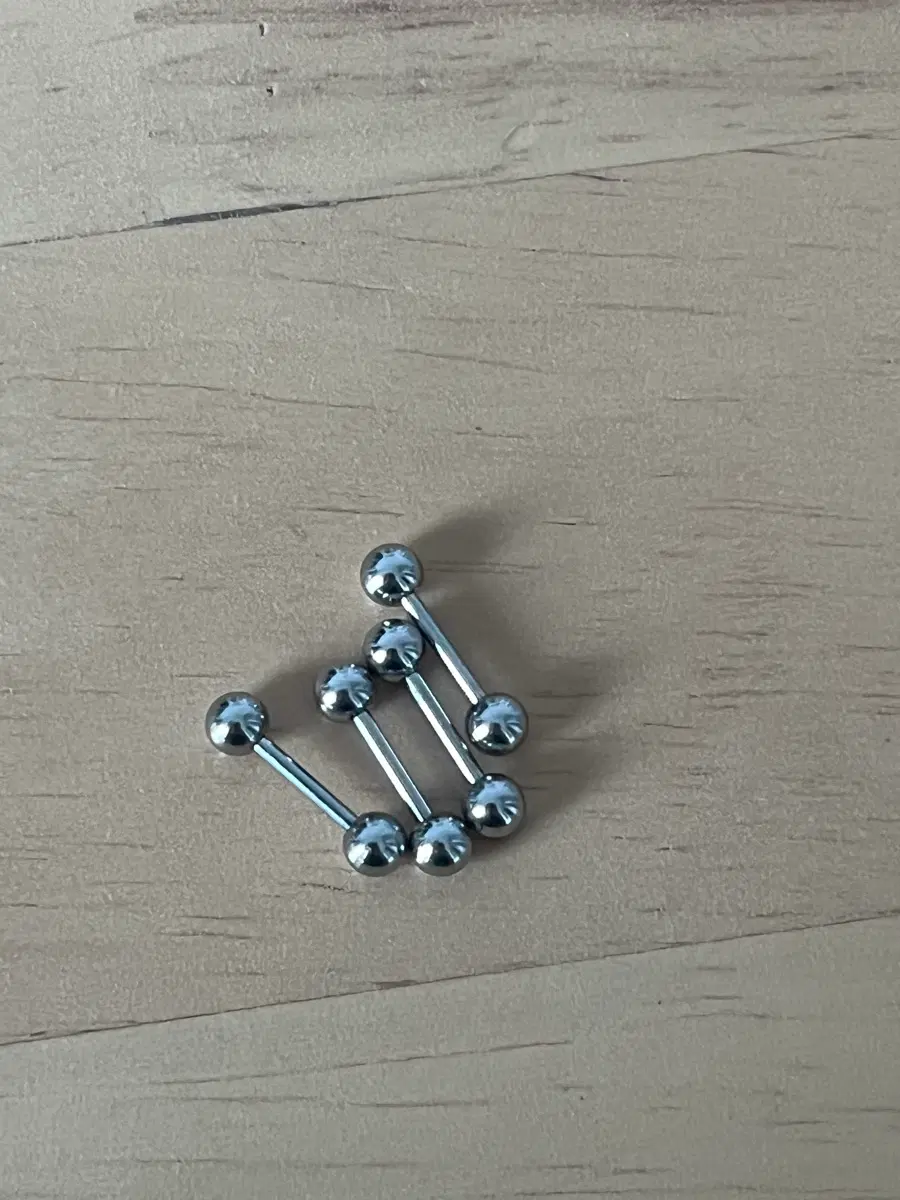 4mm 볼 피어싱