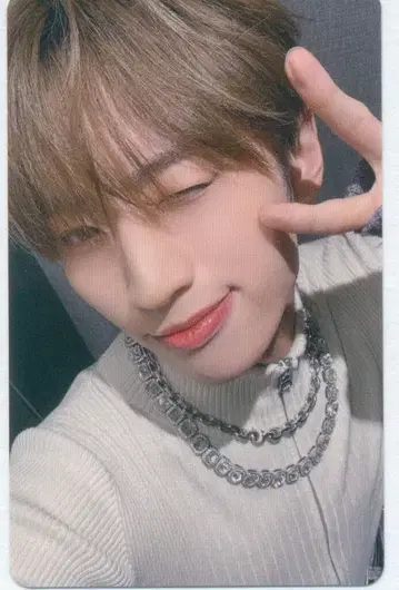 INI W 회원 혜택 혁명! 양면 트레이딩 카드 허펑판 2025 XQUARE