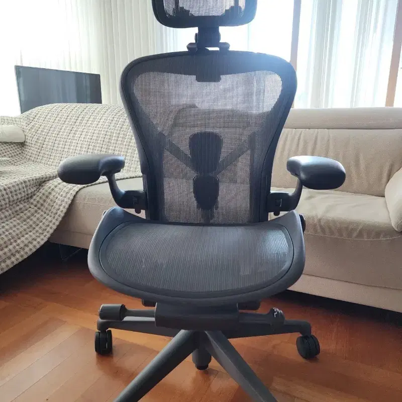 허먼밀러 뉴에어론 B사이즈