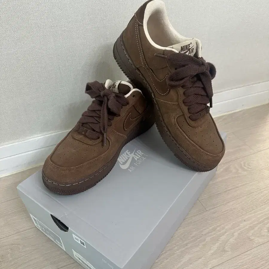 나이키 에어포스1 카카오와우 w280