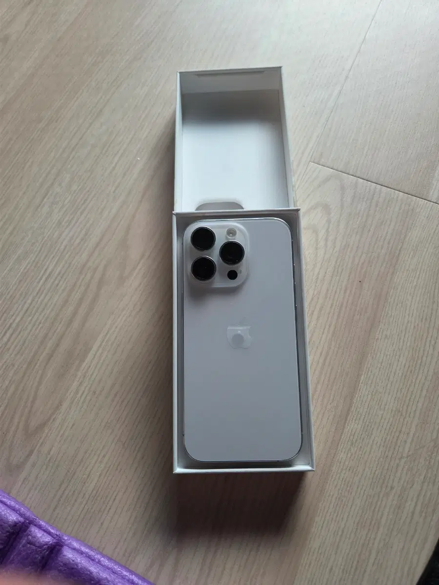 애플 아이폰16프로 256GB