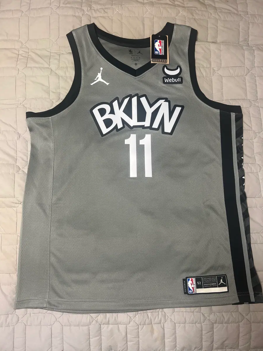 [XL=52]조던브랜드 NBA 브루클린 네츠 11번 카이리 어빙 스테이트먼트 에디션 져지 그레이(회색)