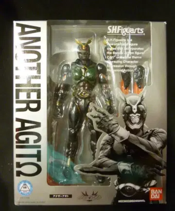 반다이 S.H.Figuarts 가면라이더 아기토 아나더 아기토
