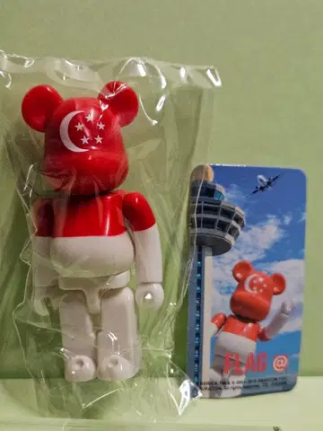 BE@RBRICK 베어브릭 100% FLAG 싱가포르