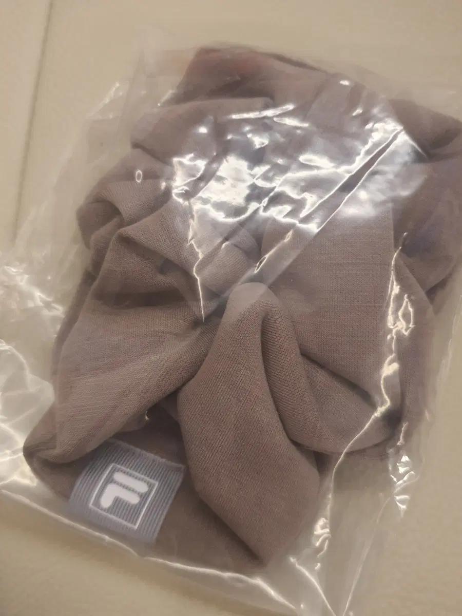 휠라 스크런치 곱창밴드 새것 버터소프트
