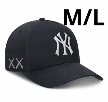 KAWS x Nike x 뉴욕 양키스 캡 M/L