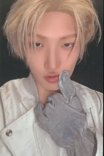 ATEEZ 봉입 포토카드 MINGI LIGHT STICK ver.3